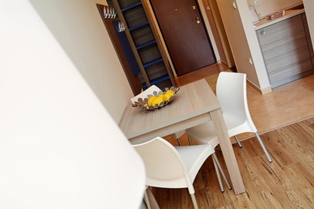 Апартаменты Dimitris Apartments Тиват