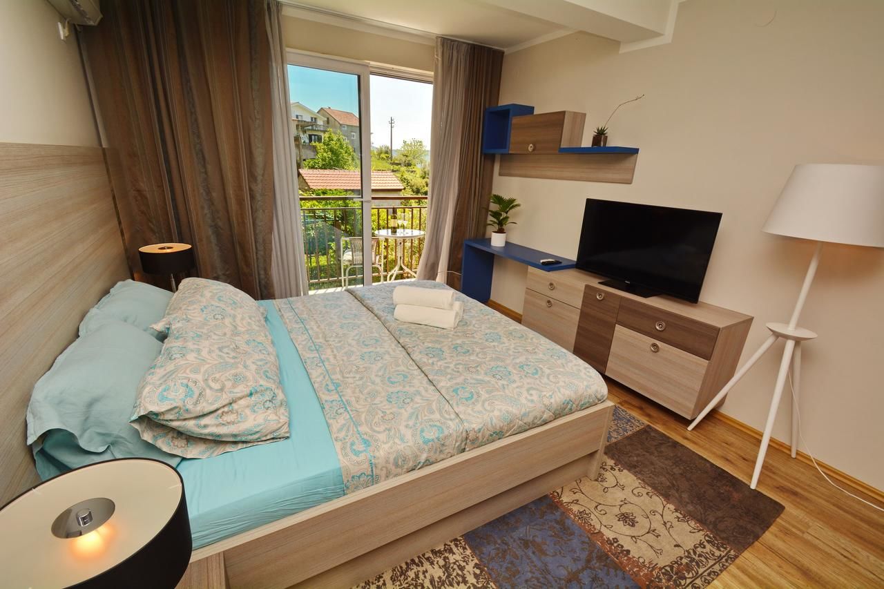 Апартаменты Dimitris Apartments Тиват