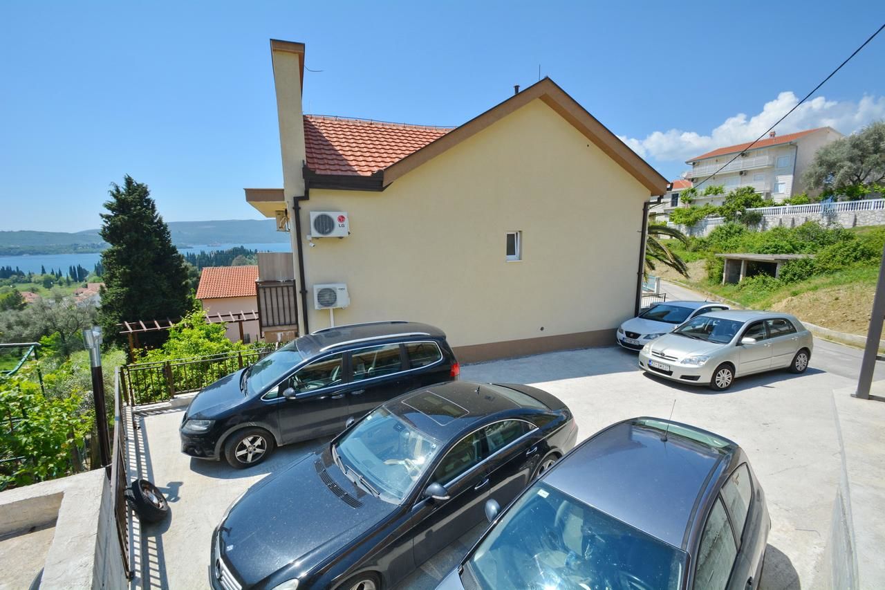 Апартаменты Dimitris Apartments Тиват-33