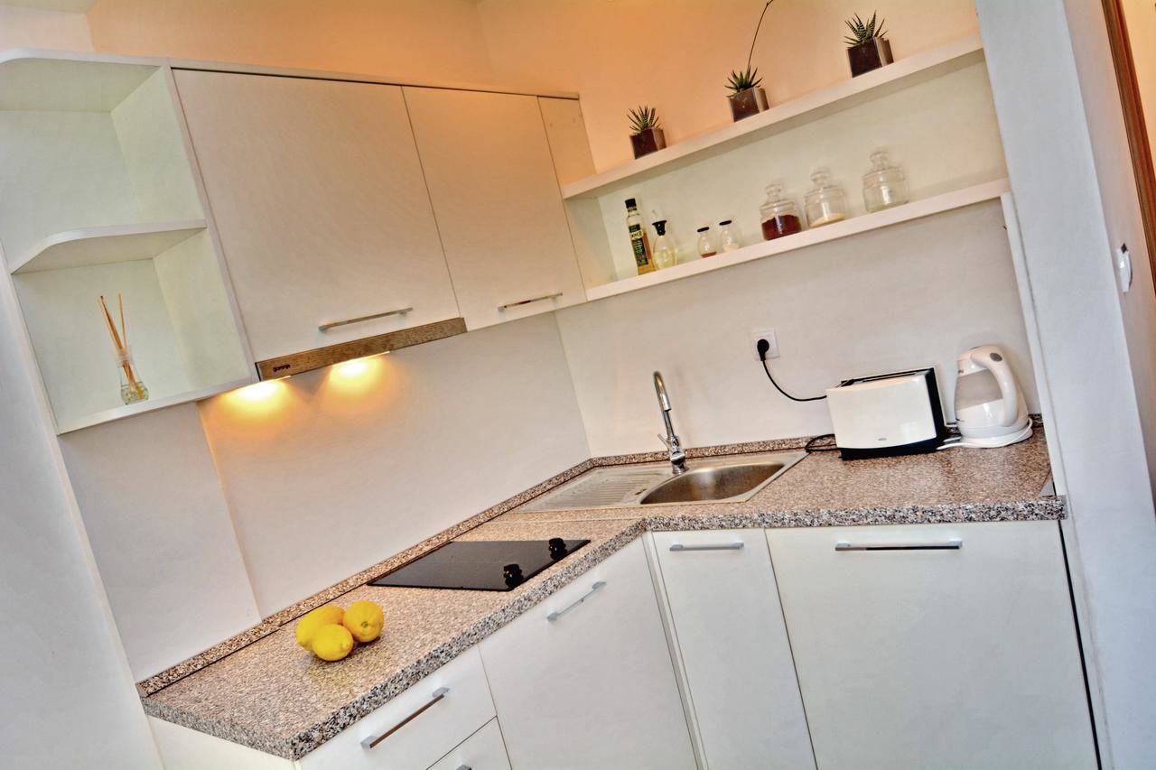 Апартаменты Dimitris Apartments Тиват-10