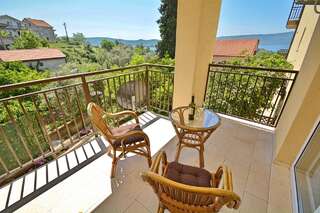 Апартаменты Dimitris Apartments Тиват Номер-студио с видом на сад-7