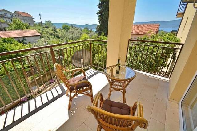 Апартаменты Dimitris Apartments Тиват-52